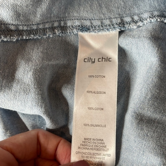 City Chic Soft Denim Dress chambray tortoiseshell buttons short sleeves Sz XL/22 - Picture 9 of 13